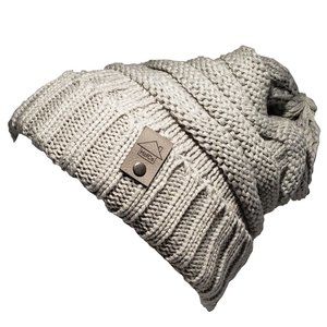 HofCs 1 Pack Adult Knit Hat (Grey with Grey Tag)